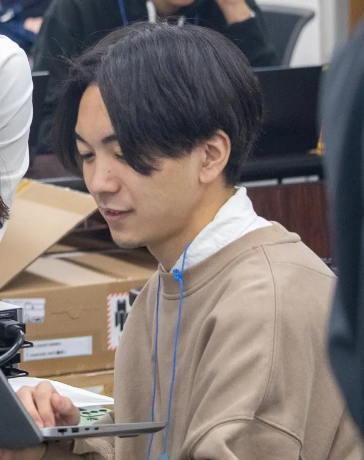 風穴 輔